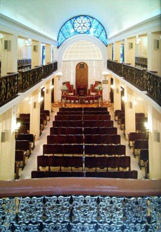 Interior view, Neve Shalom Synagogue